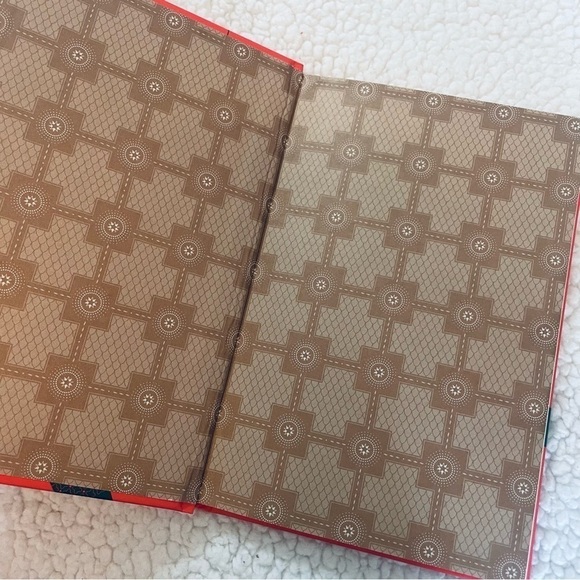 Fantastic Beasts and Where to Find Them (Harry Potter) - Hardcover by Rowling - Picture 3 of 14